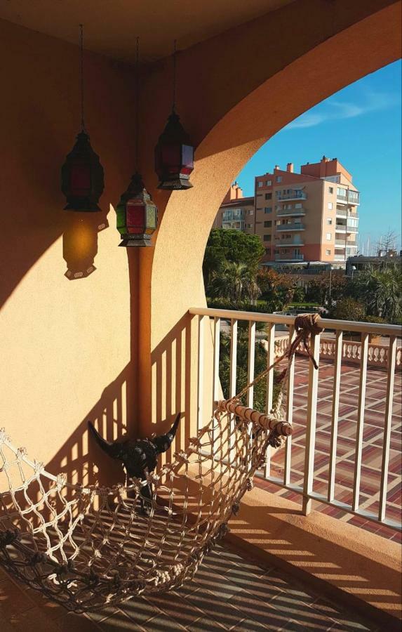 Residence Port Hyeres Les Palmiers Exterior foto